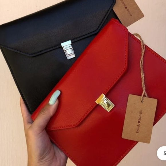 Brandy Melville Handbags - New with tags Brandy Melville red crossbody purse